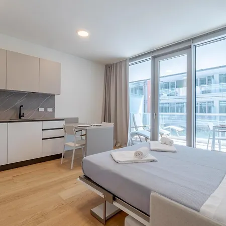 Waterfront Modern Appartamento