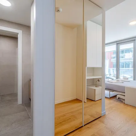Apartment Waterfront Modern Genoa